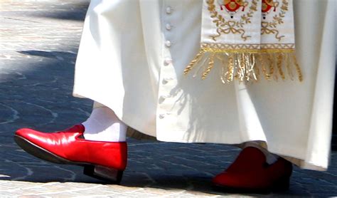 ratzinger prada|The story behind Pope Benedict XVI’s red shoes .